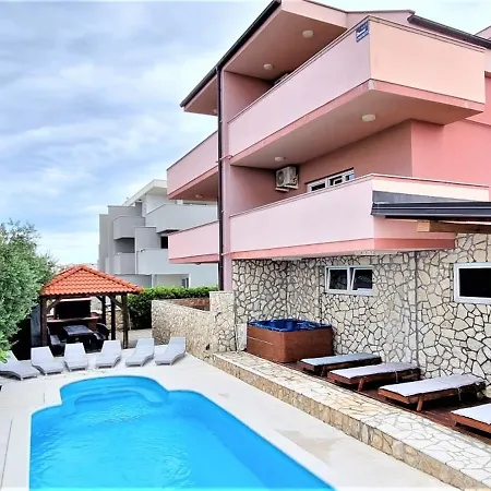Tiffany Novalja Apartment Exterior photo