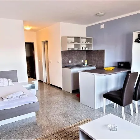 Tiffany Novalja Apartment Exterior photo