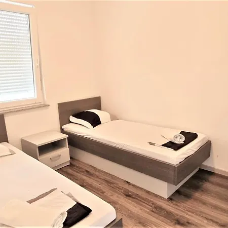 Tiffany Novalja Apartment Exterior photo